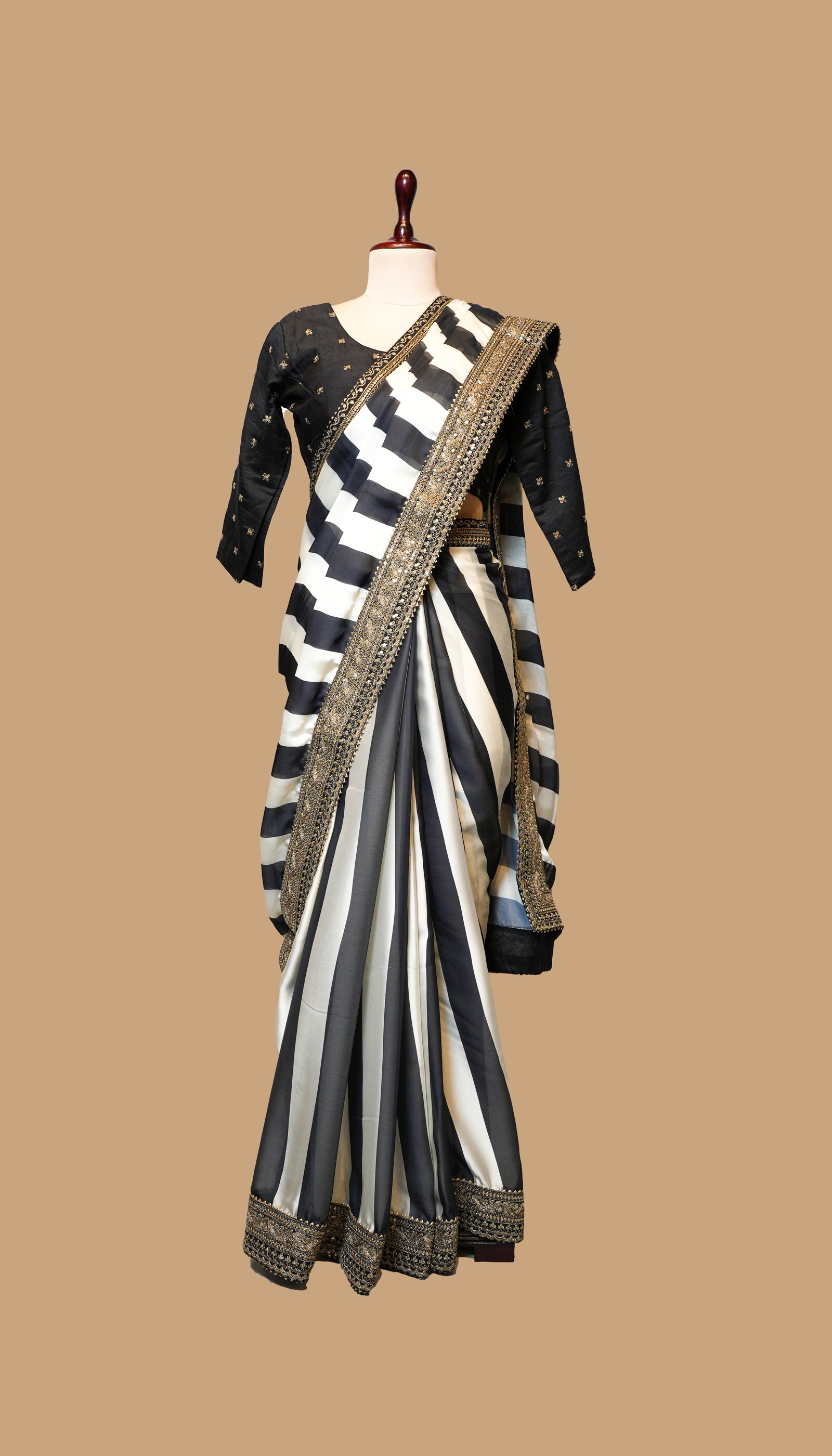 BLACK AND WHITE CREPE SAREE