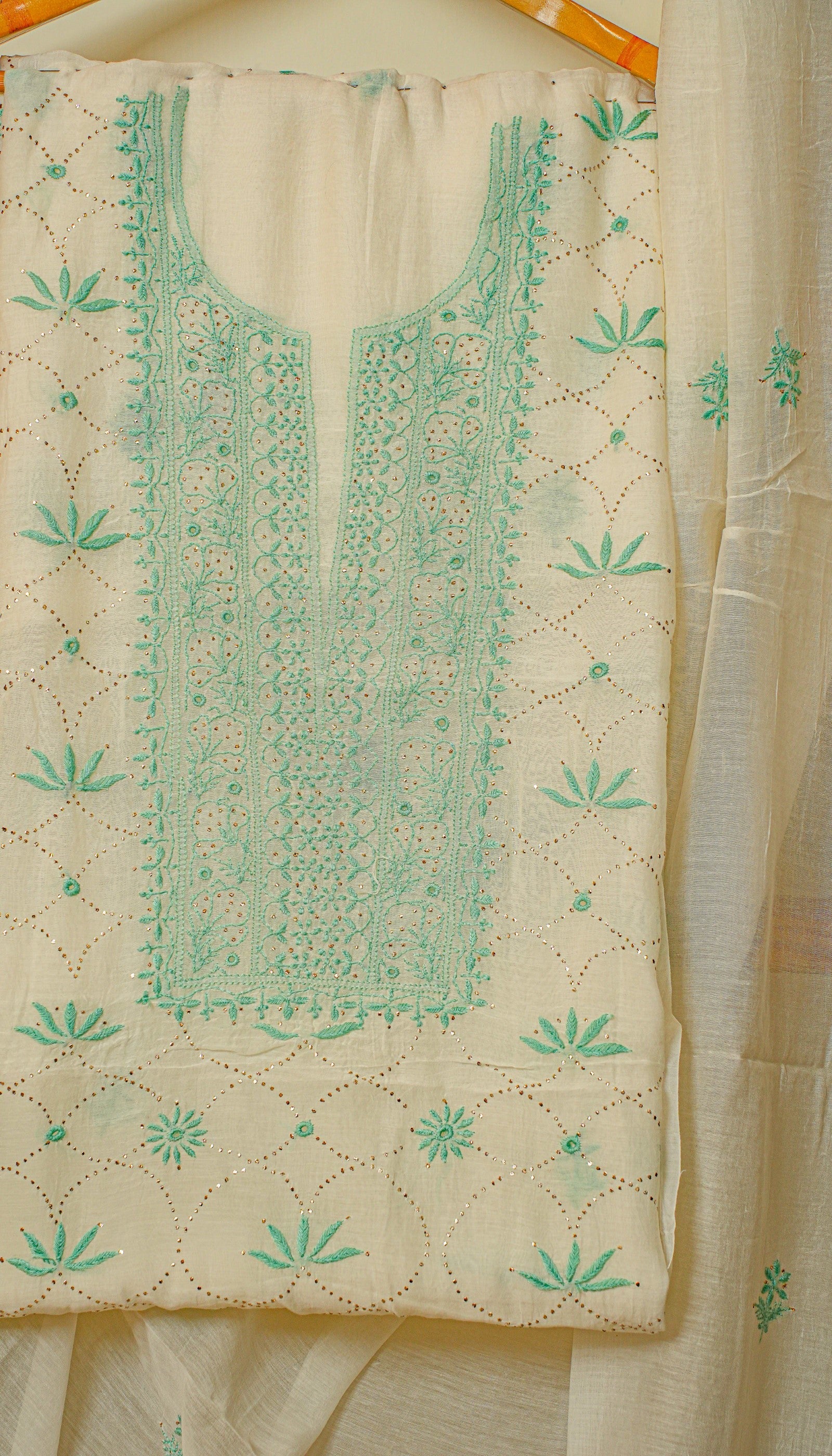 MUL COTTON LAKNAWI SUIT PIECE